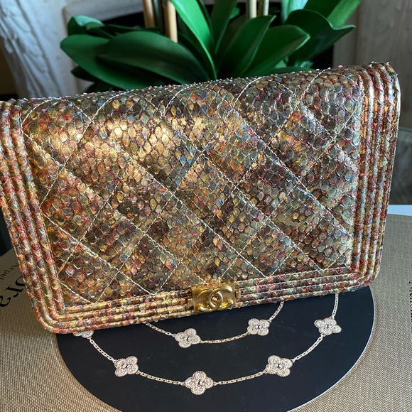 RARE ⭐️Authentic Chanel Python WOC Bag ⭐️ NWT - Picture 9 of 14